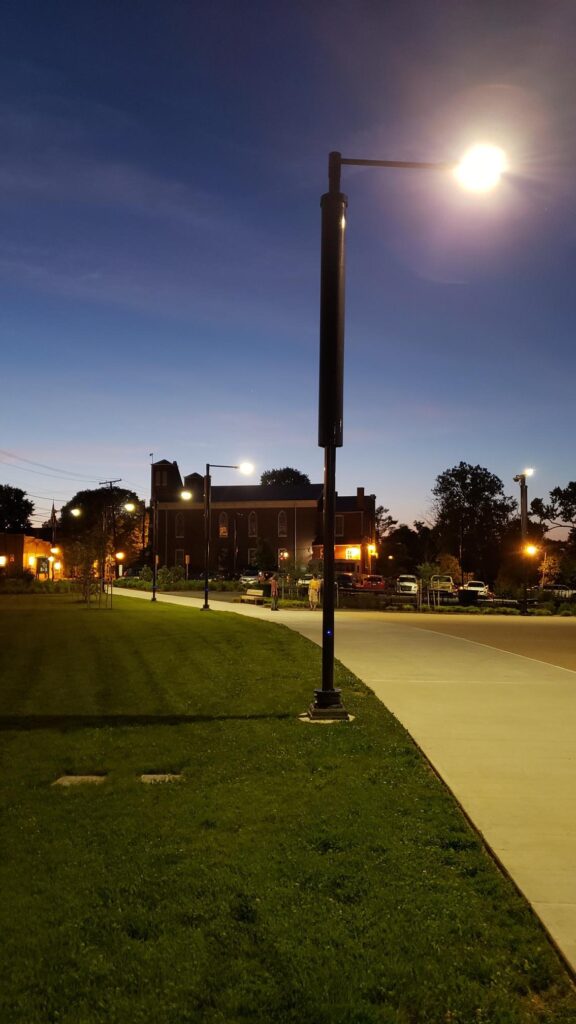 Repair Solar LED Poles: When Batteries, Panels, or Fixtures Need Attention